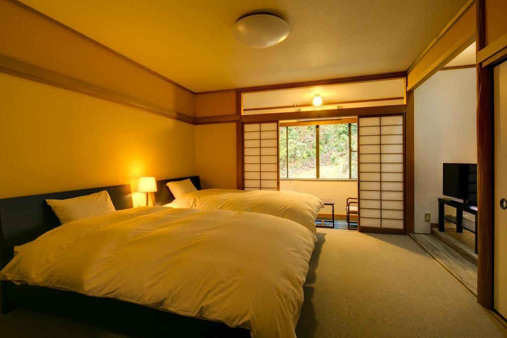 Yugawara-Onsen Komachikan Екстер'єр фото